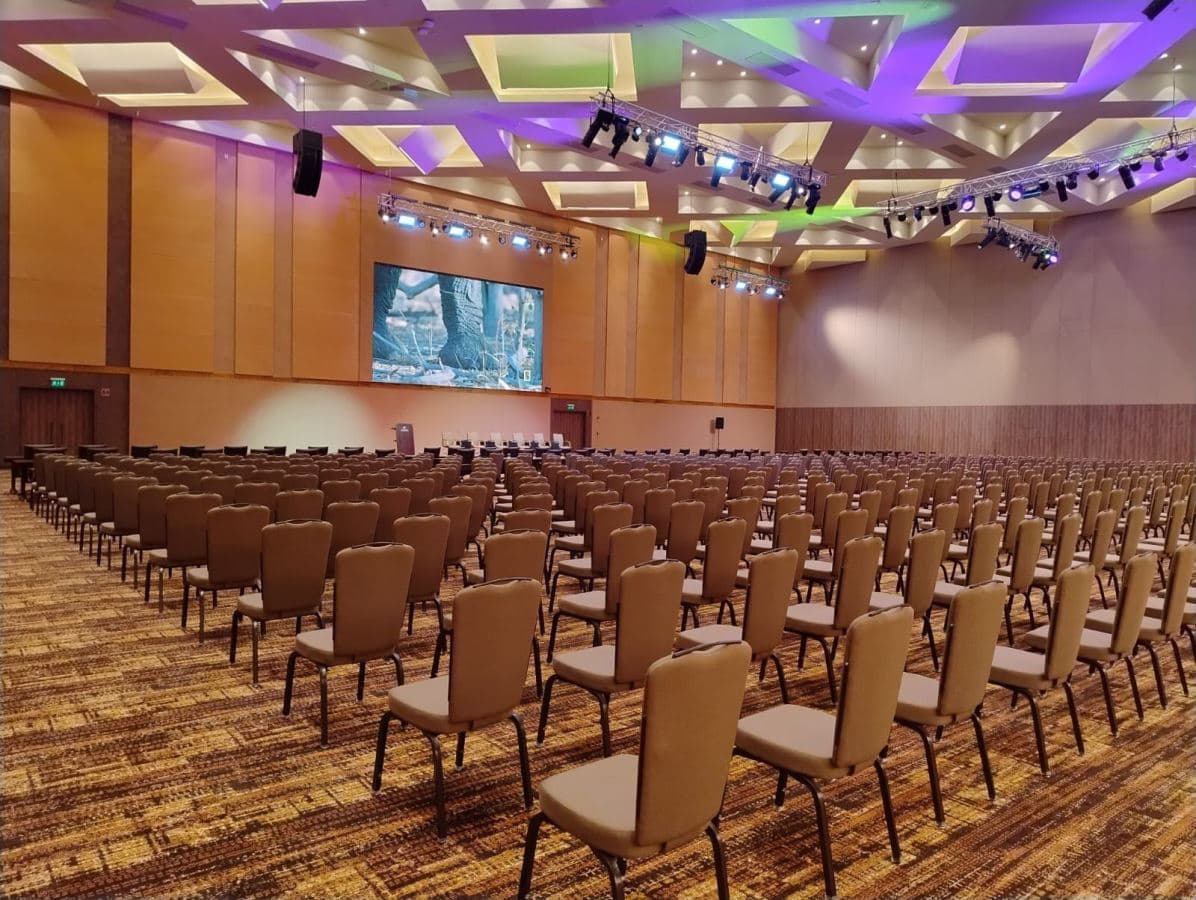 An image of speke resort munyonyo conference room small screen version